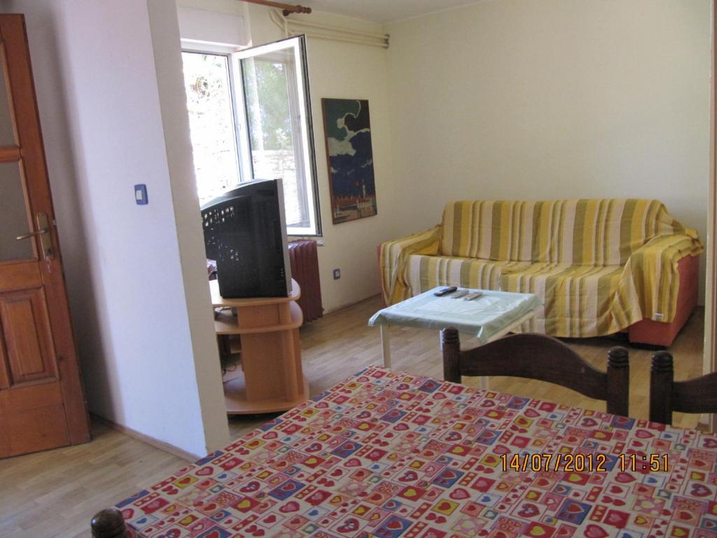 Polomcic Apartman Pula